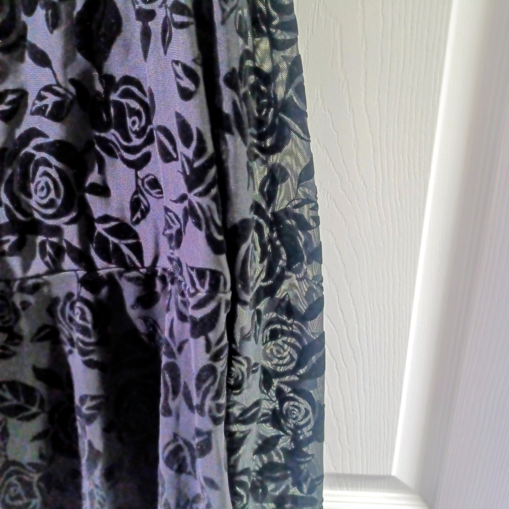Party Black Off the Shoulder Patterned Dress - Picture 5 of 6